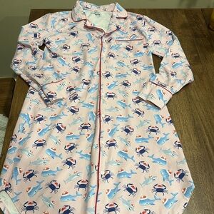 Busy Bees Smocks nightgown. Pink button-up. Whales & crabs w/ Santa hats Medium